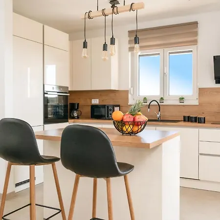 Nice In With Kitchen Prázdninový dům *